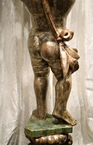 Putto porte torchère  en bois argenté, Venise 18e siècle - Romano Ischia